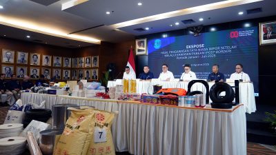 Menteri Perdagangan Paparkan Hasil Pengawasan Impor Ilegal Januari–Juli 2025