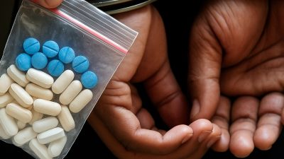 Polresta Cilacap Tangkap Dua Pengedar Obat Berbahaya di Donan, Ratusan Butir Obat Diamankan