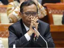 Prabowo Akan Lantik Mahfud MD sebagai Menko Polkam?