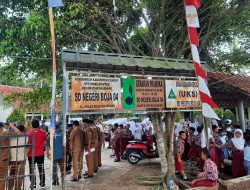 Siswa SD 04 Boja di Cilacap, 6 Tahun Belajar di Gedung Rusak dan Bubar Jika Hujan