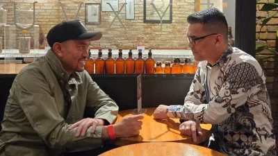 Ahmad Sahroni Muncul Kembali, Bertemu Bro Ron Waketum PSI