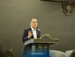 Mendiktisaintek Dorong Kampus Semakin Aktif Hadapi Tantangan Deindustrialisasi