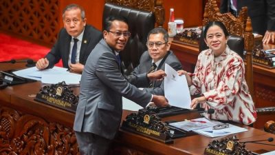 DPR Sahkan KUHAP Baru di Tengah Aksi Penolakan Mahasiswa