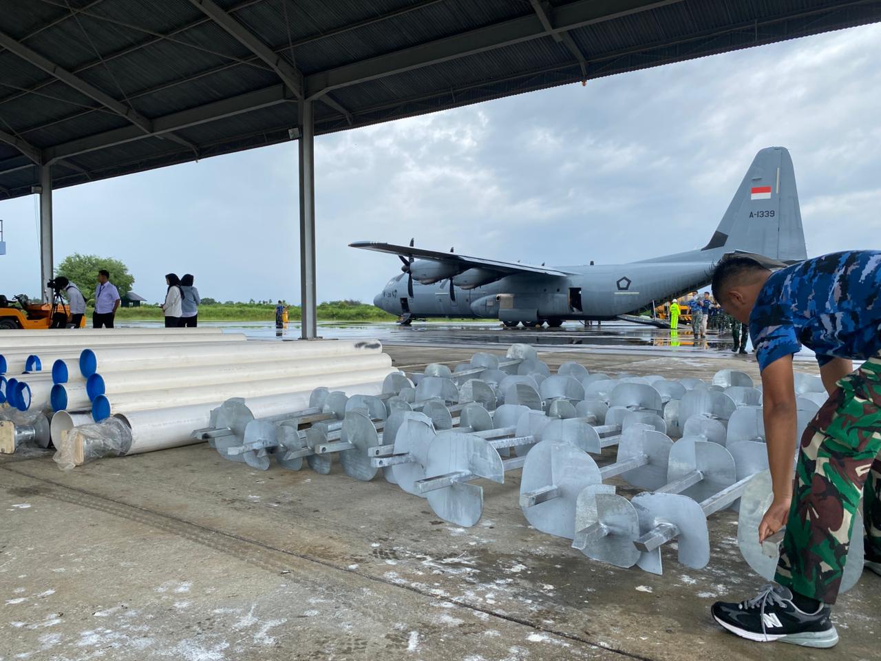 TNI AU Kirim Hercules ke Aceh, Bawa Tower Darurat