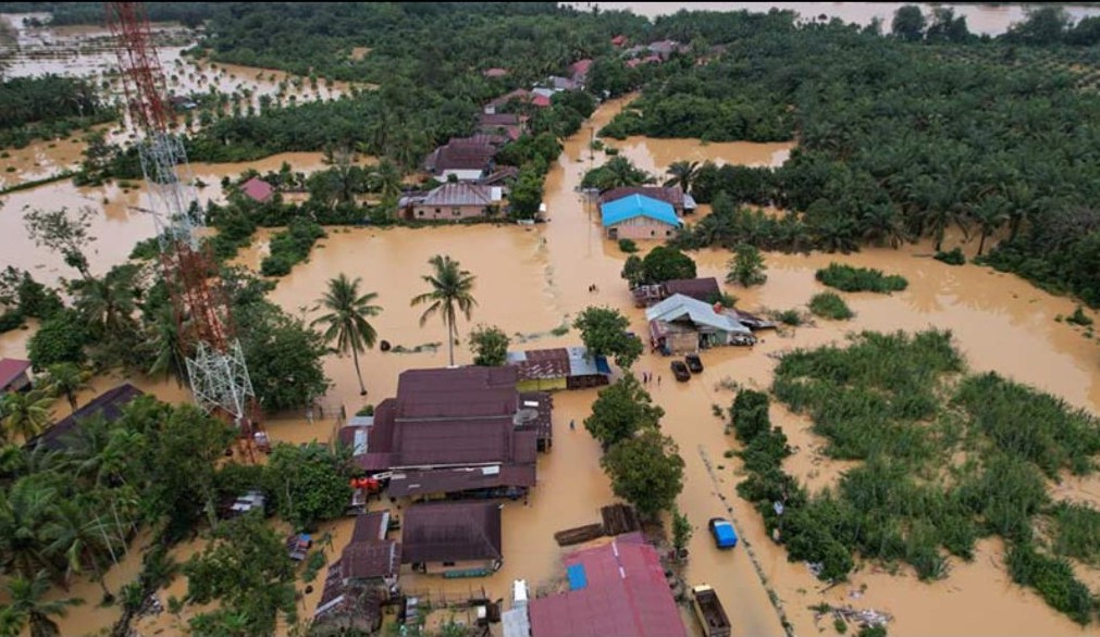 Banjir Longsor di Sumut Berdampak di Empat Kabupaten, Delapan Warga Tewas dan Ribuan Mengungsi