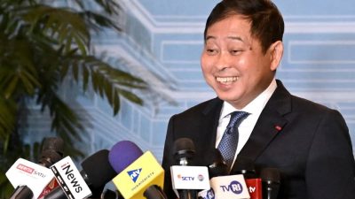 Bertemu Prabowo, Ignasius Jonan Tidak Bahas Kereta Api Cepat Whoosh