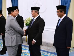 Presiden Lantik Komisi Percepatan Reformasi Polri, Ada Mahfud MD