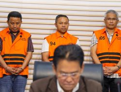OTT Gubernur Riau, KPK Tahan 3 Orang Tersangka