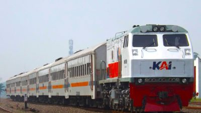 Prabowo Pastikan Transportasi Massal Bukan Nyari Untung, Termasuk Kereta Api