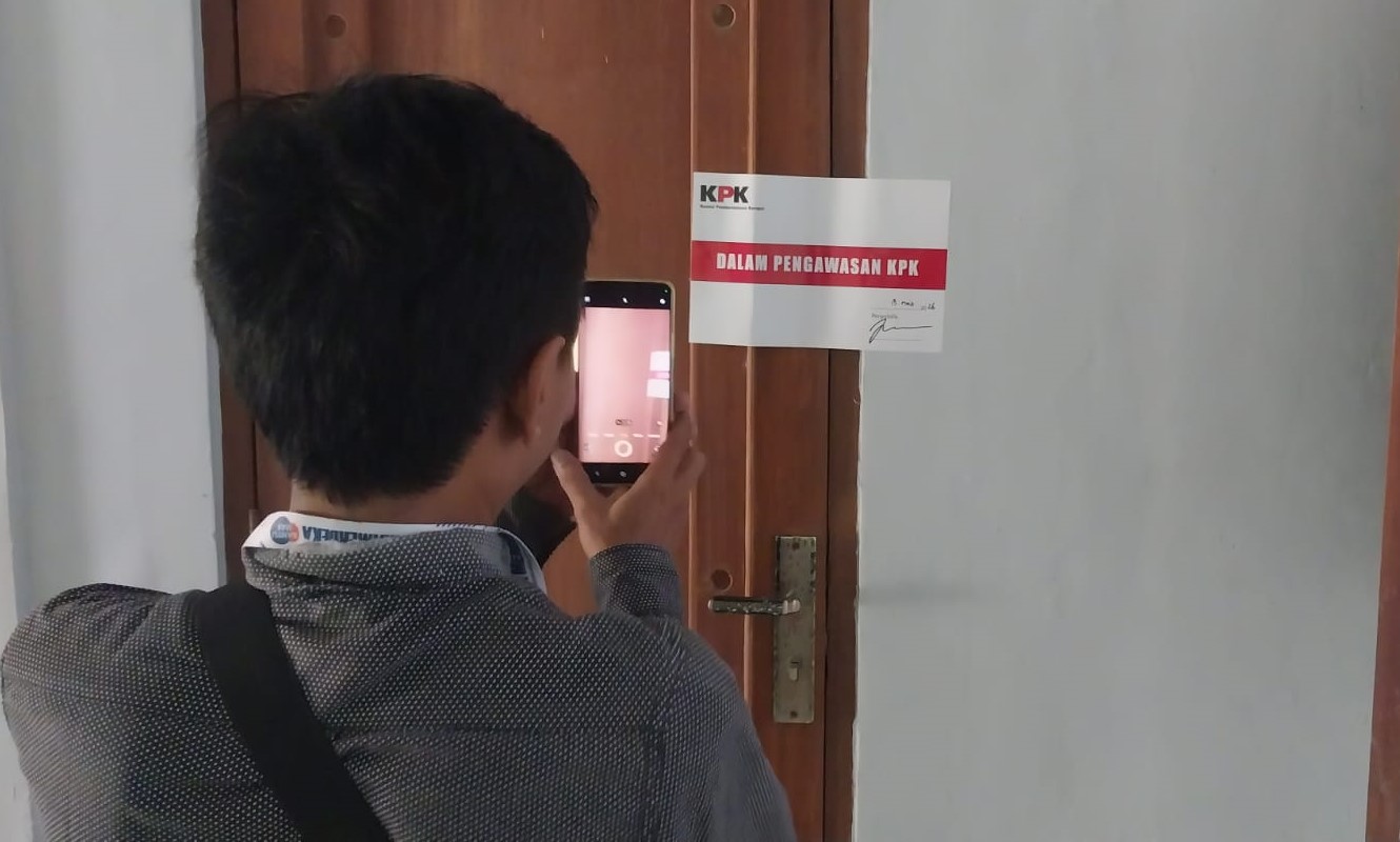 KPK Segel Ruang Sekda Cilacap Usai OTT