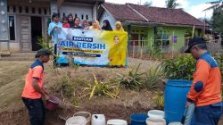 DPD Golkar Cilacap Kirimkan Air Bersih untuk Korban Kekeringan